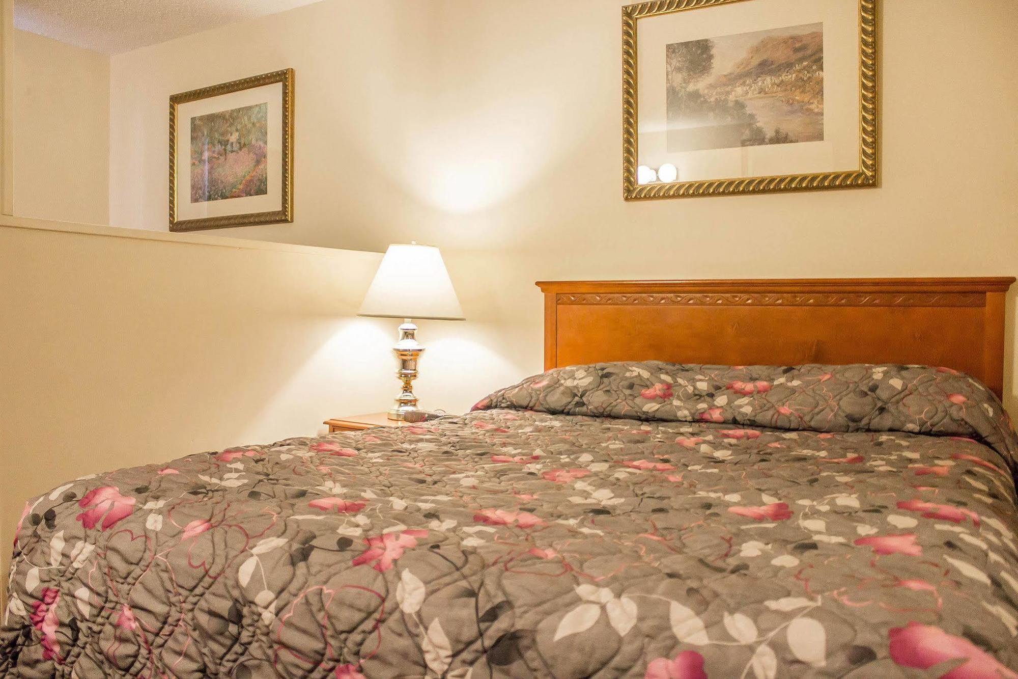 Economy Inn Эдмонтон Экстерьер фото